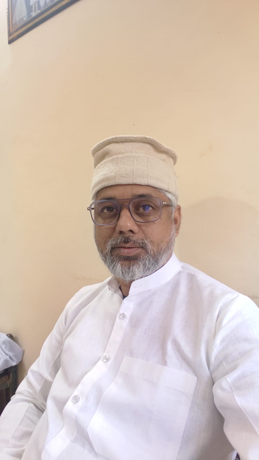Faiz Khan